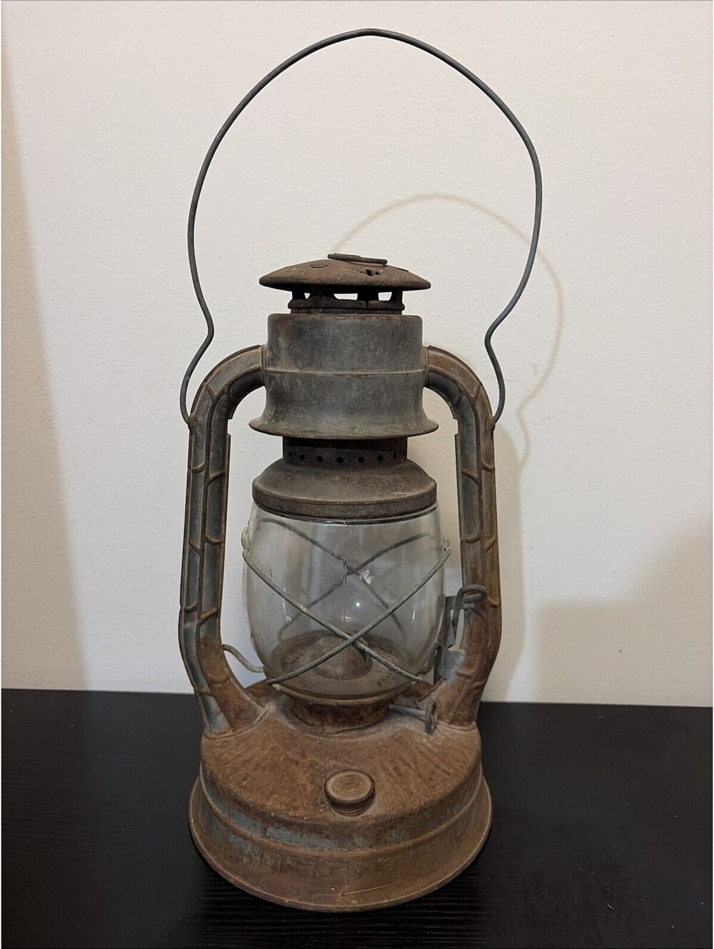 Dietz No. 2 D-Lite Railroad Lantern New York USA Collectible Rare Lighting